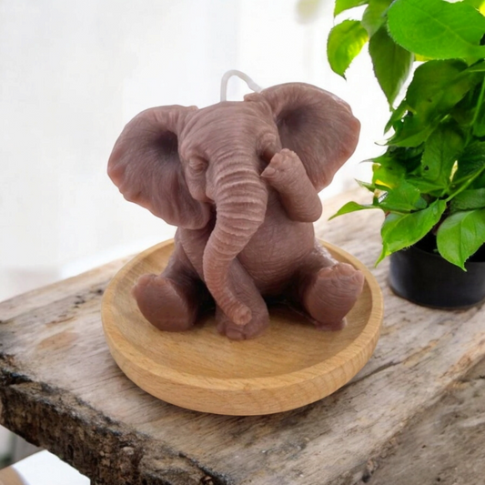 Bruin olifantvormig kaarsje van hoogwaardige kaarsenwas – sfeervol en decoratief, 8x8 cm.