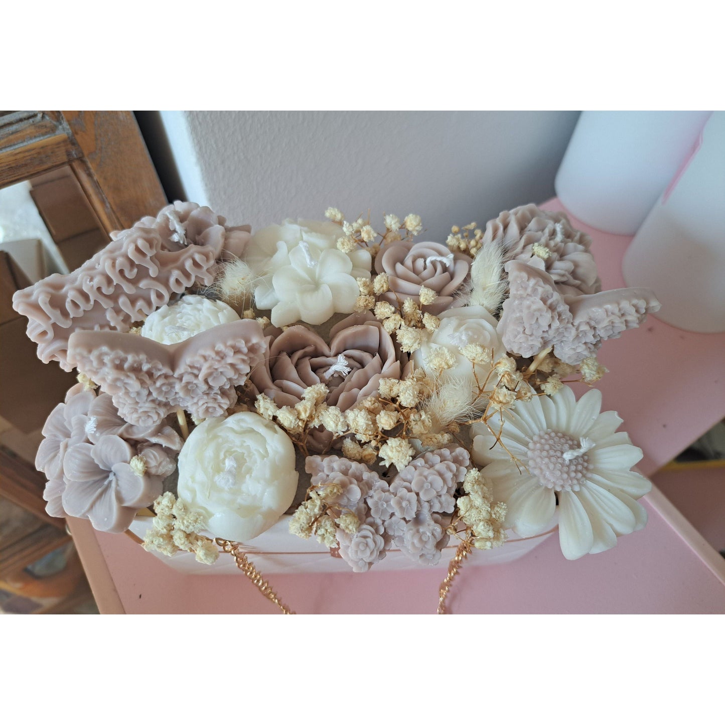 Unieke boeketkaarsjes met bloemen – rustgevende geuren en zachte kleurencombinatie