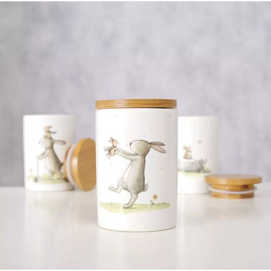 Witte keramische voorraadpot Bunny met bamboe deksel – compact en stijlvol, perfect voor kruiden, lekkernijen of sieraden.